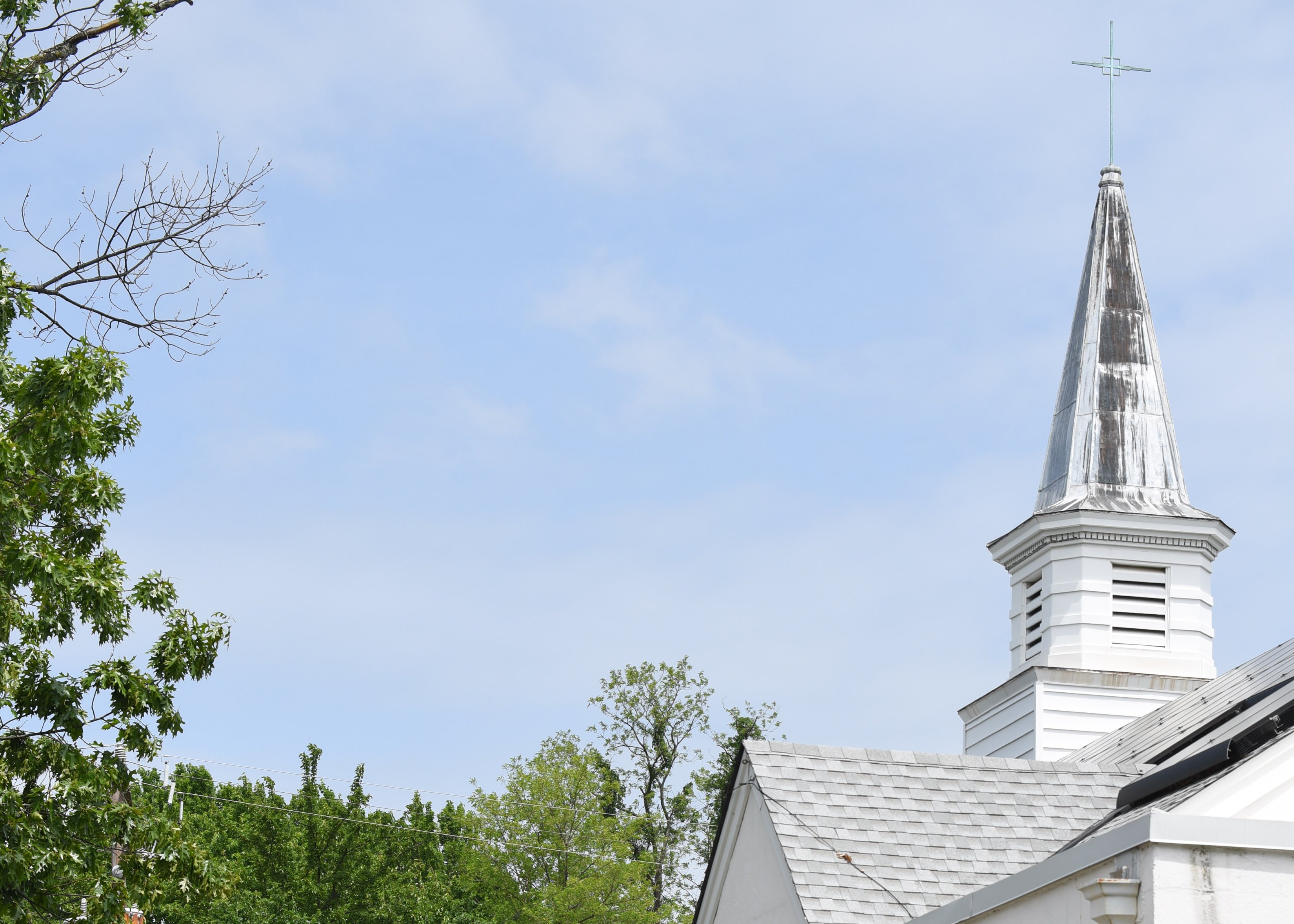 The steeple of a church in Arlington, Va., is seen in this illustration photo. (CNS photo/Zoey Maraist, Arlington Catholic Herald)