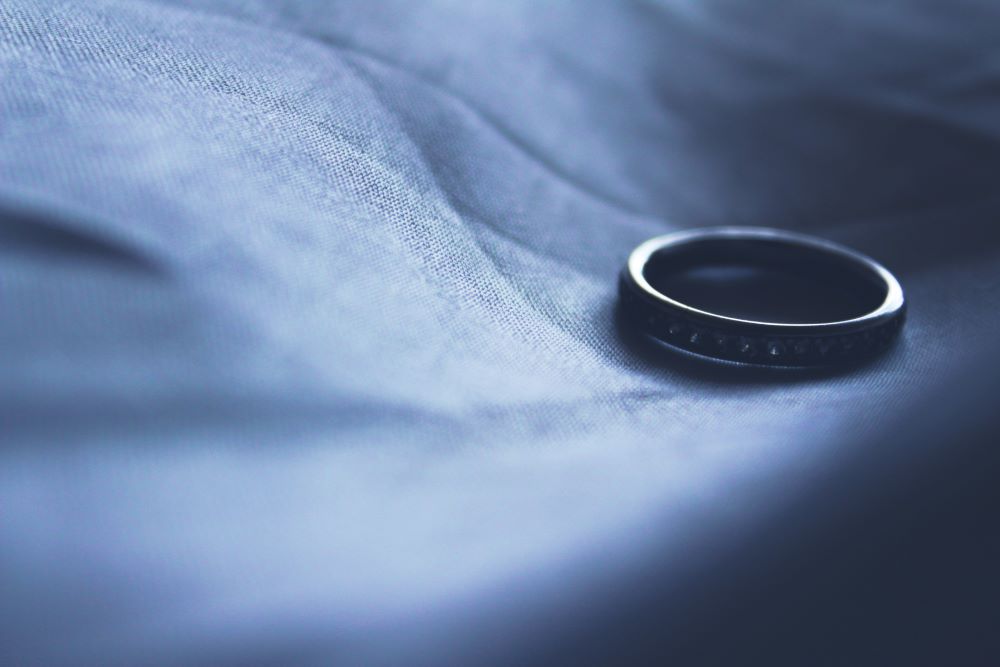 wedding ring 