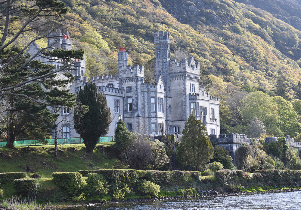 Kylemore Abbey in Connemara, Ireland (Julie A. Ferraro)