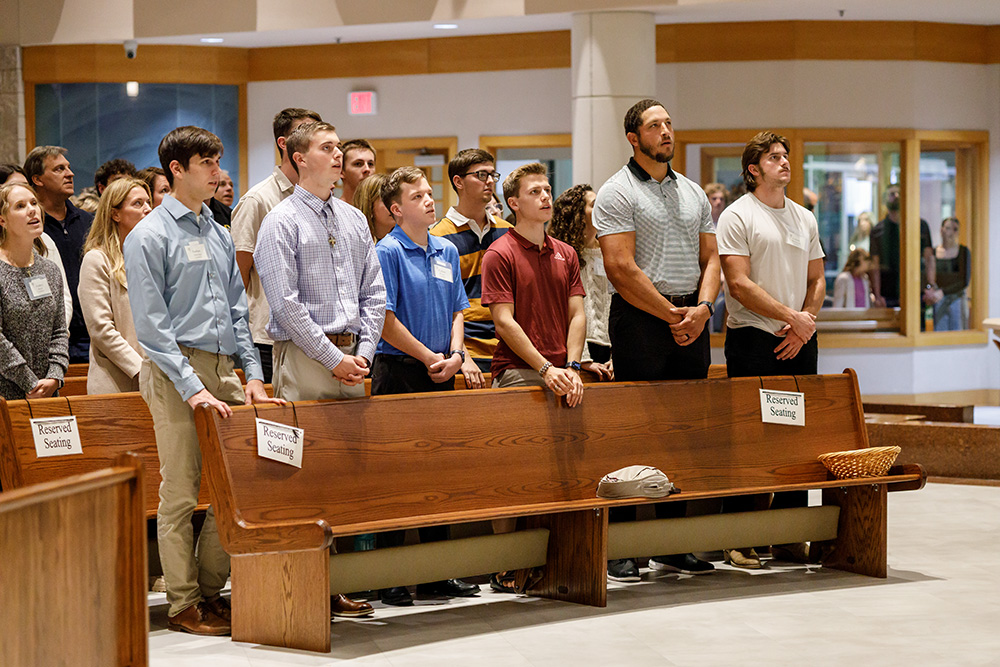 Students and community members attending evening Mass at the St. Thomas More Newman Center in Columbia, Missouri, on Nov. 3. (Artem Baidala)