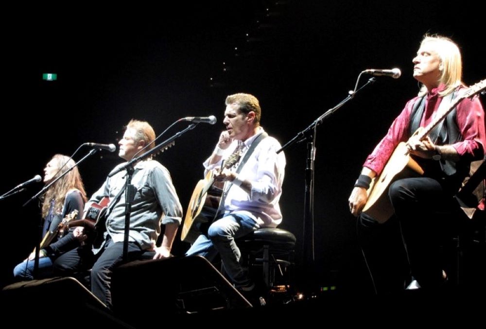 Eagles in concert Dec. 17, 2010, at Rod Laver Arena in Melbourne, Australia (Wikimedia Commons/jeaneeem)