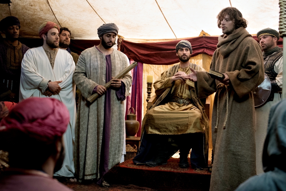 St. Francis of Assisi (Alexander McPherson) appears before the court of Egyptian Sultan Malik al-Kamil (Zack Beyer) in a scene from the documentary film "The Sultan and the Saint," which premieres on PBS Dec. 26. (UPF)