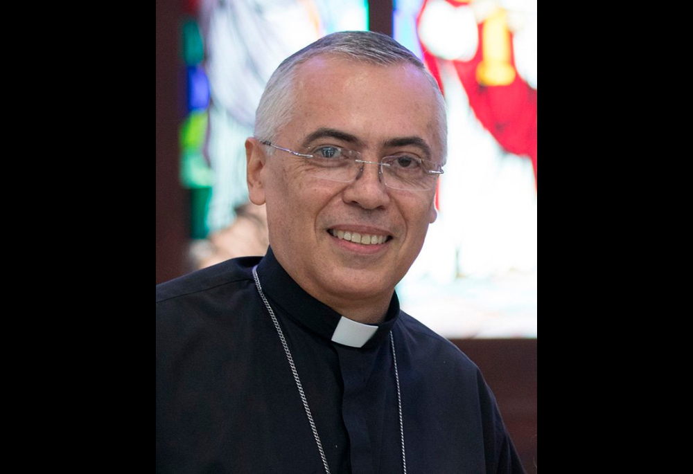 Bishop Daniel Fernández Torres of Arecibo, Puerto Rico, is pictured in Arecibo in this this Oct. 19, 2016, file photo. (CNS/Catholic Extension/Rich Kalonick)