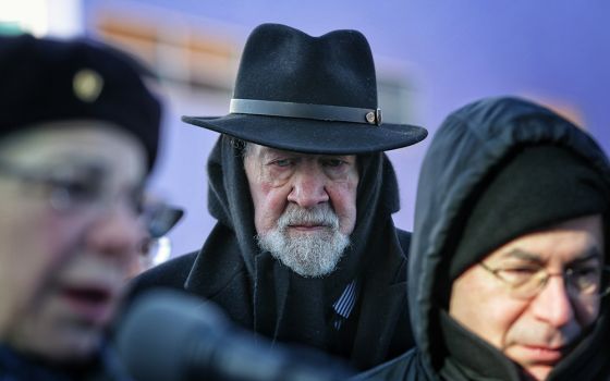 Joe Scheidler, the founder of the Pro-Life Action League, is seen in this 2016 file photo outside a new Planned Parenthood building in Washington. (CNS/Lisa Johnston, St. Louis Review)