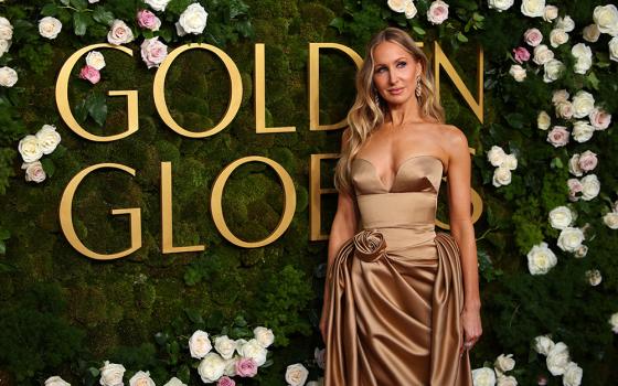 Nikki Glaser attends the 82nd Golden Globe Awards in Beverly Hills, California, U.S., Jan. 5, 2025. (Reuters/Daniel Cole)