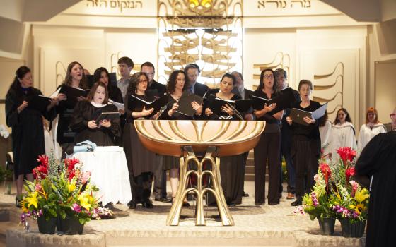 The graduation choir performs during a 2018 graduation for the Academy for Jewish Religion California. Photo courtesy of the Academy for Jewish Religion California (Photo by Religious News Service)