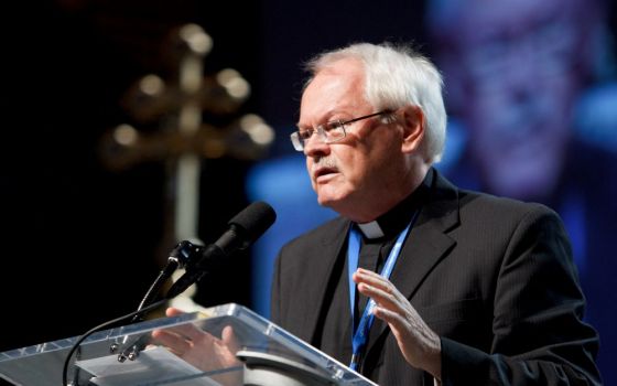 Oblate Fr. Ronald Rolheiser delivers the keynote address during the opening of the National Catholic Educational Association's annual convention in Boston April 11, 2012. (CNS/The Pilot/Gregory L. Tracy)