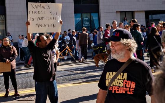 Supporters and protesters are seen at Sen. Kamala Harris' campaign launch rally for the 2020 presidential election Jan. 27 in Oakland, California. (Wikimedia Commons/Bastian Greshake Tzovaras)