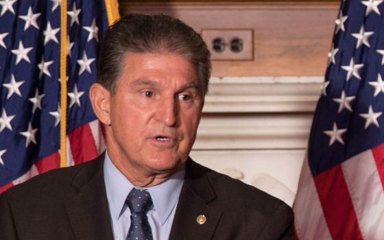 Sen. Joe Manchin, D-West Virginia (Wikimedia Commons/Senate Democrats)