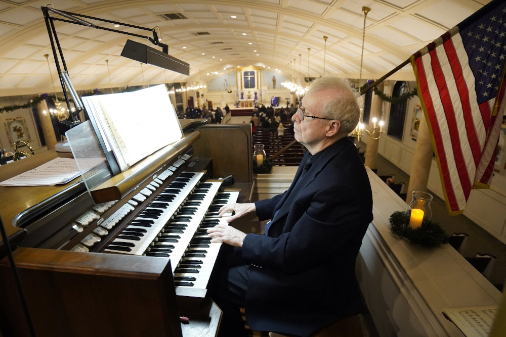 James Kendall plays the organ during an "Advent Lessons and Carols" service on the first Sunday of Advent Nov. 28 at Our Lady of Perpetual Help Church in Lindenhurst, New York. (CNS/Gregory A. Shemitz)