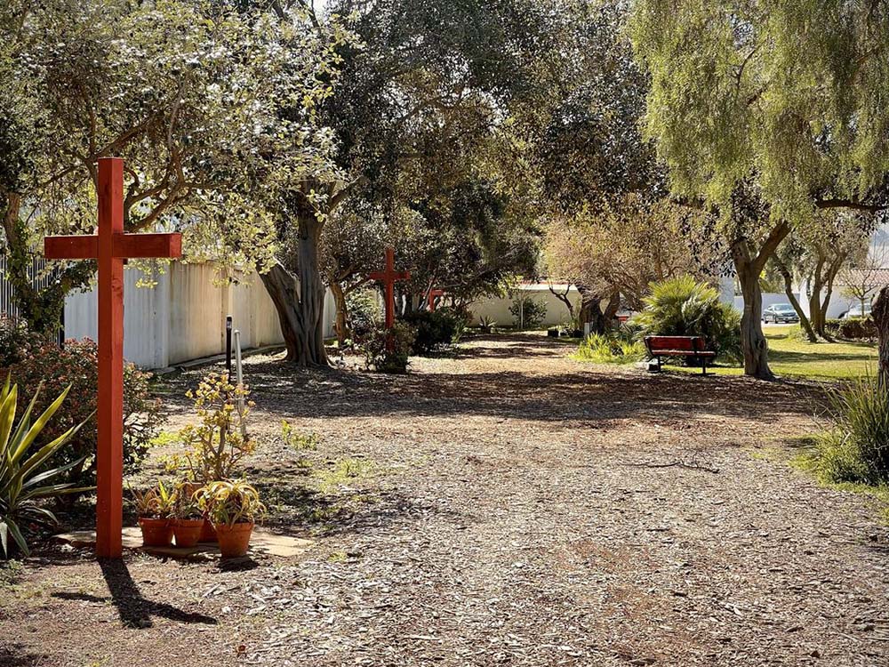 A quiet area at the retreat center of Mission San Luis Rey in Oceanside, California (Jen Jauregui)