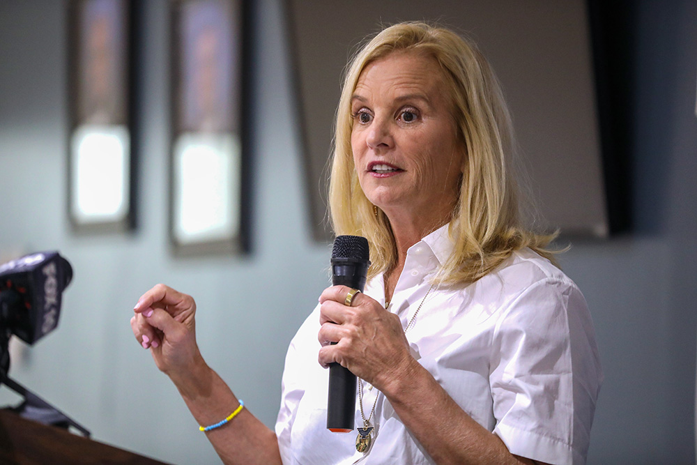 Kerry Kennedy speaks at a Harris-Walz campaign event in Phoenix Aug. 28, 2024. (Wikimedia Commons/Gage Skidmore)