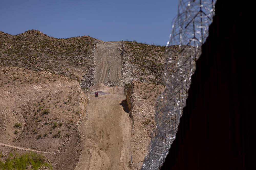 The new 1.3-mile barrier is part of a new $95 million project to be built in the El Paso region. (Gaby Velasquez/Puente News Collaborative)