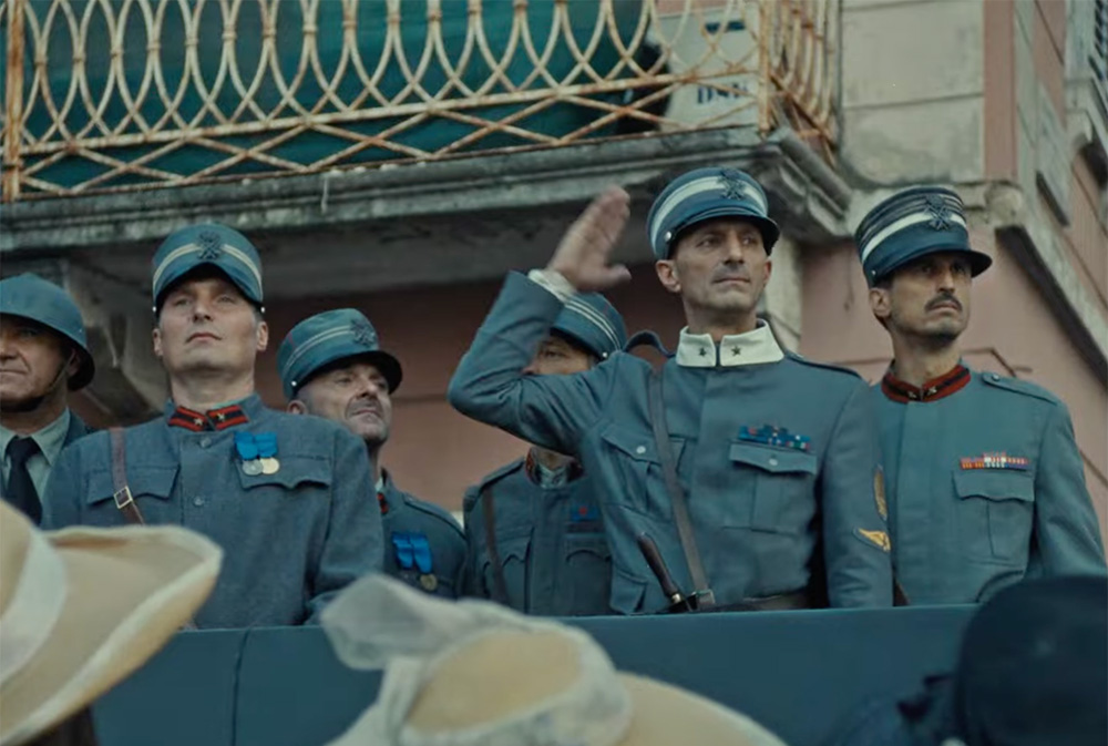"Fiume o morte!" does not single out contemporary fascist parallels; rather, it trusts the viewer to recognize the machinery at work in the world today. (NCR screenshot/YouTube/Icarus Films)