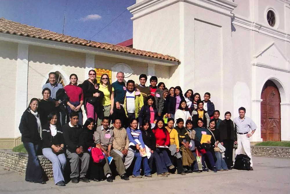 Members of the research team with St. Louis University pose for a group photo in La Oroya, Peru, in August 2005. (Courtesy of Fernando Serrano)