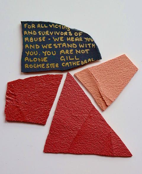 Un ejemplo de mensaje de solidaridad que se incorporará al mosaico. (Foto: cortesía Rebirth: The Tesserae Symphony)