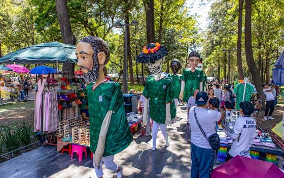 A street parade organized by the Mexican Ministry of Tourism celebrates the 2026 World Cup at Alameda Central in Mexico City. (Wikimedia Commons/ProtoplasmaKid)