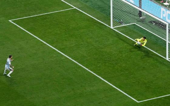 Egypt goalkeeper Mostafa Shoubir (23) saves a penalty kick by Argentina's Lionel Messi (10) during the World Cup round of 16 soccer match between Argentina and Egypt in Atlanta, July 7, 2026. (AP Photo/Chris Carlson)